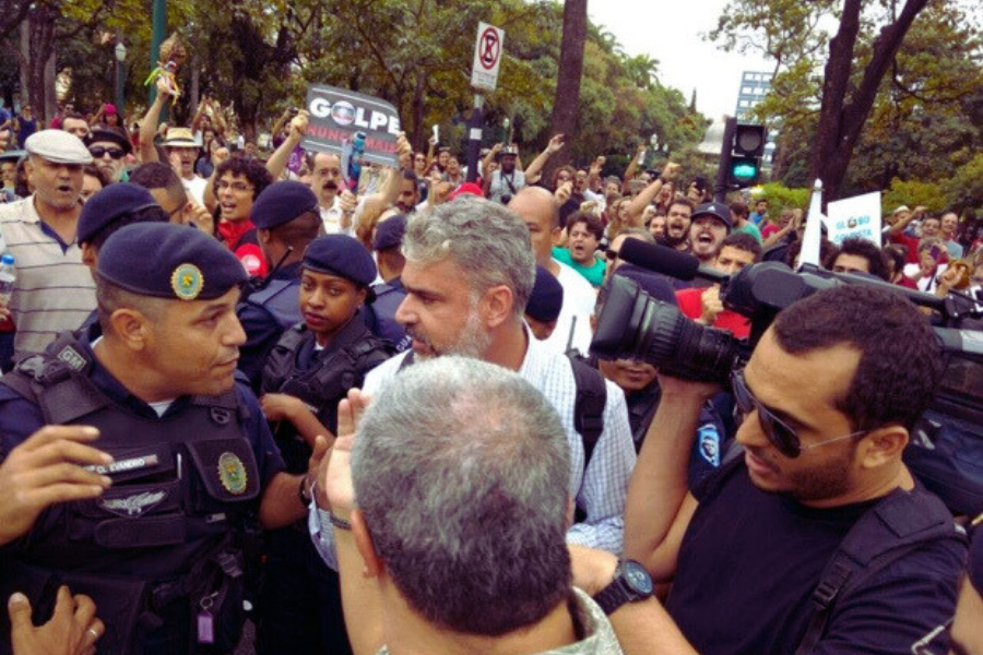 Justiça Determina Reintegração de Radialista em Belo Horizonte